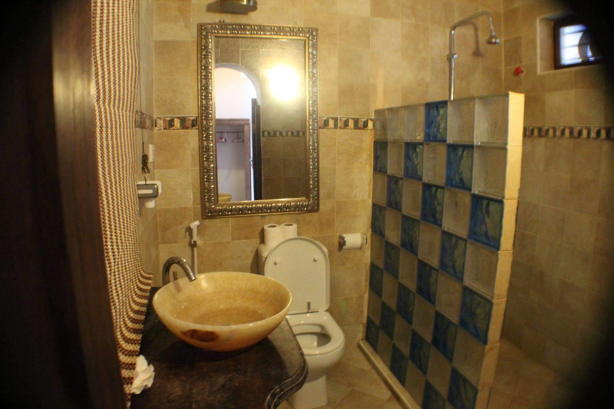 Hotel Langi Langi 3*